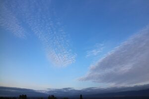 今日の空