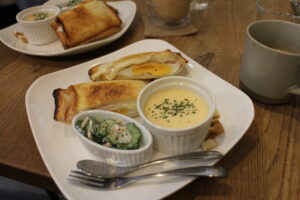 カフエ朝ごはん